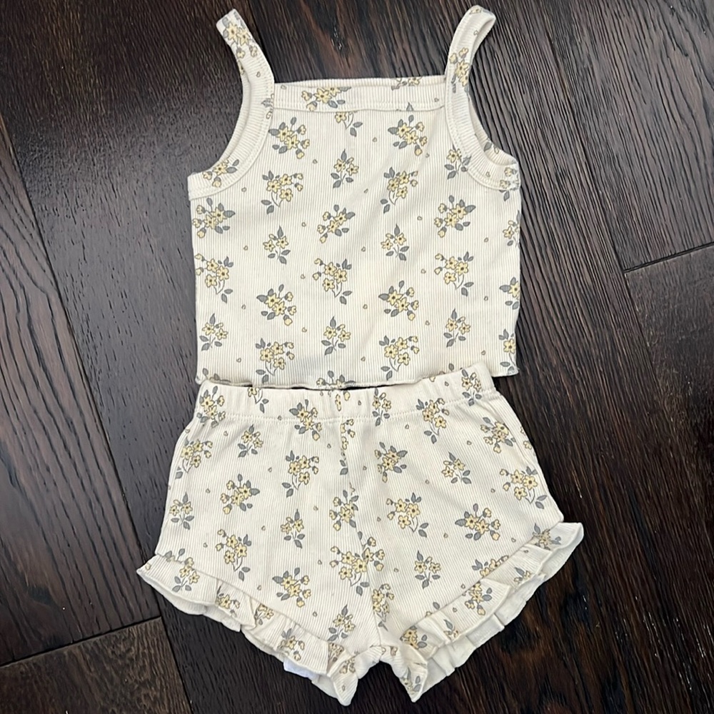 NWT Quincy Mae tank and short set